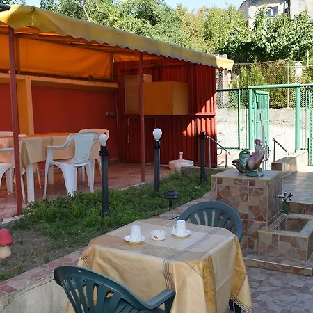 Two Bedroom Townhouse Mika With A Private Garage 4*